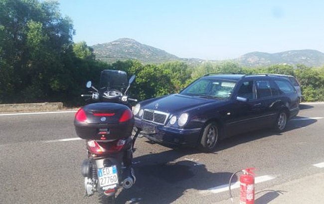 Известного голливудского актера сбила машина на Сардинии (фото)